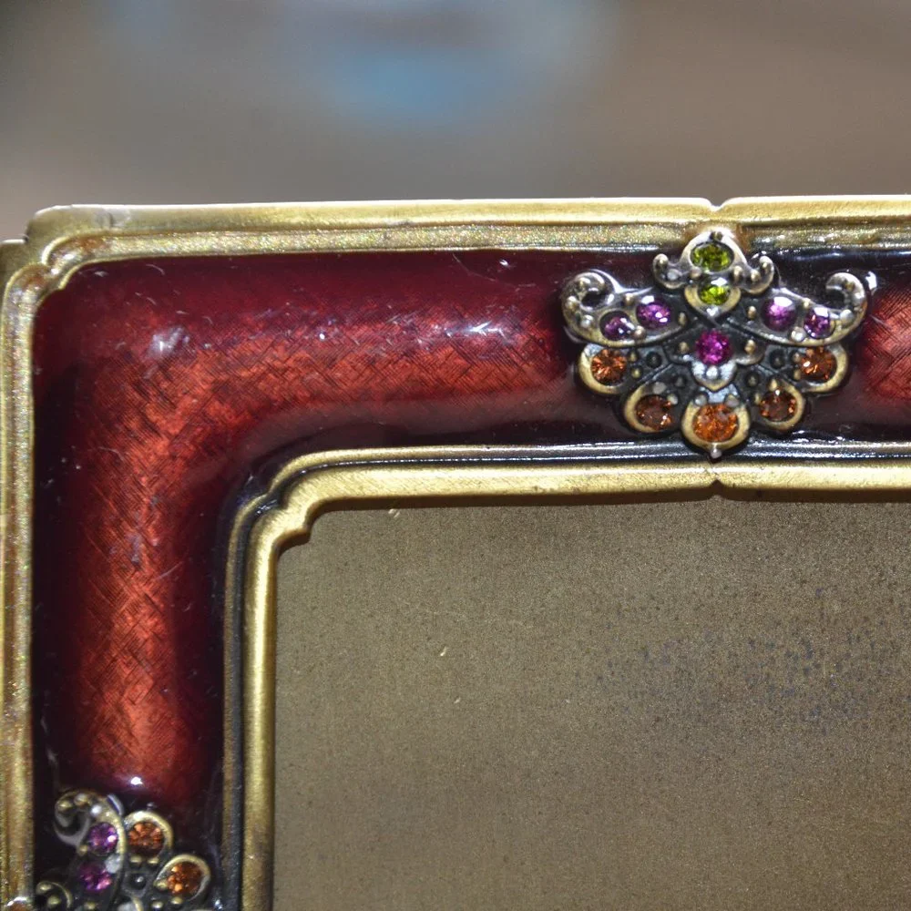 RARE JAY STRONGWATER CHINOISERIE RED MEDALLION FAN ENAMEL CRYSTAL JEWEL FRAME